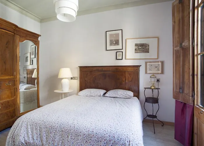Aparteasy - Authentic Family Apartment